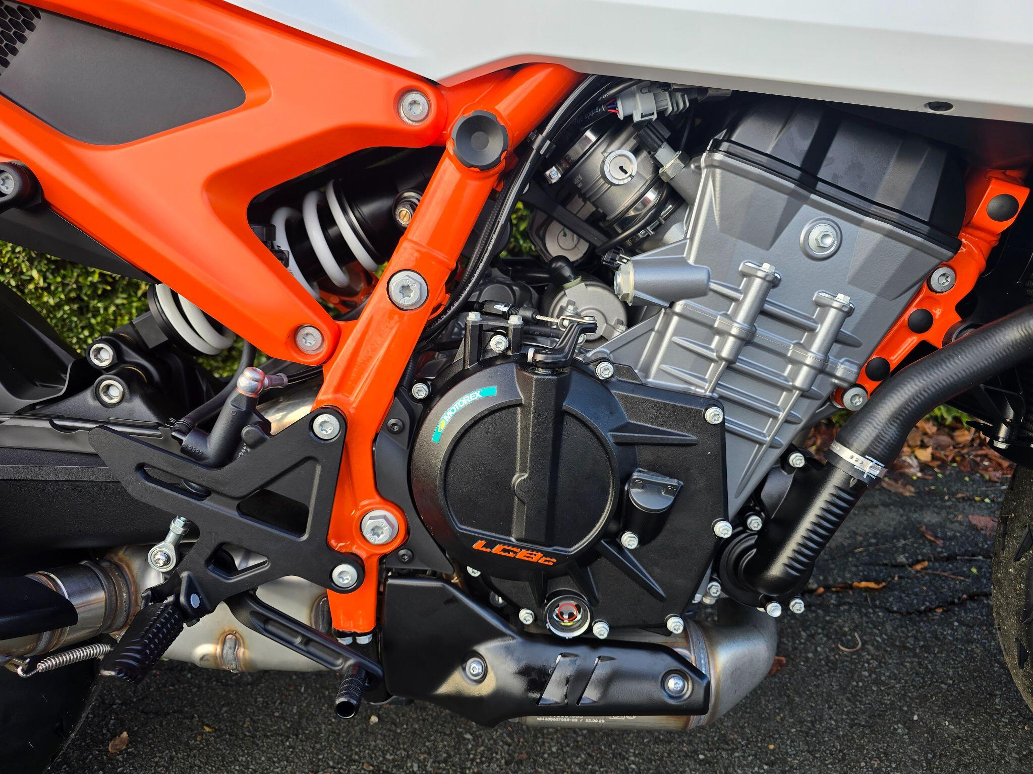 2026 KTM 990 520 X-Ring Euro 5